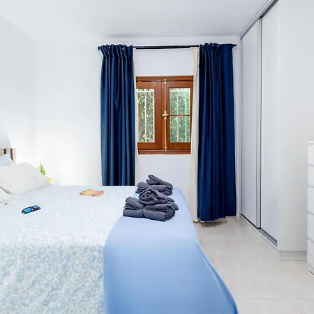 1l. Cozy Flores With Pool Apartment Costa Adeje (Tenerife)