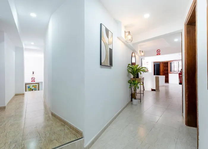 1l. Cozy Flores With Pool Appartement