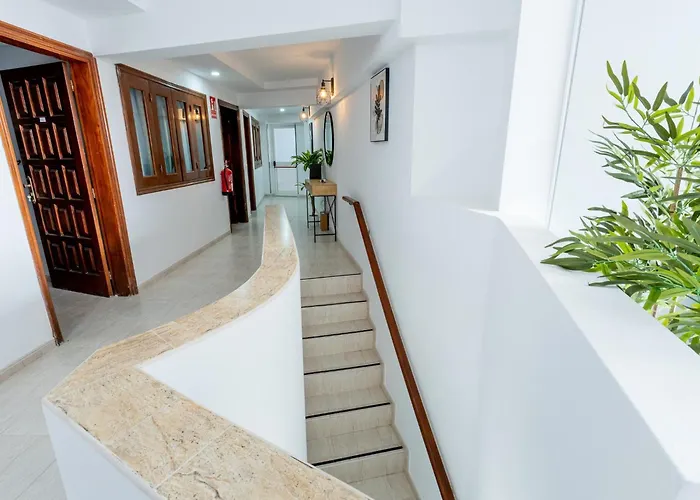 1l. Cozy Flores With Pool Appartement